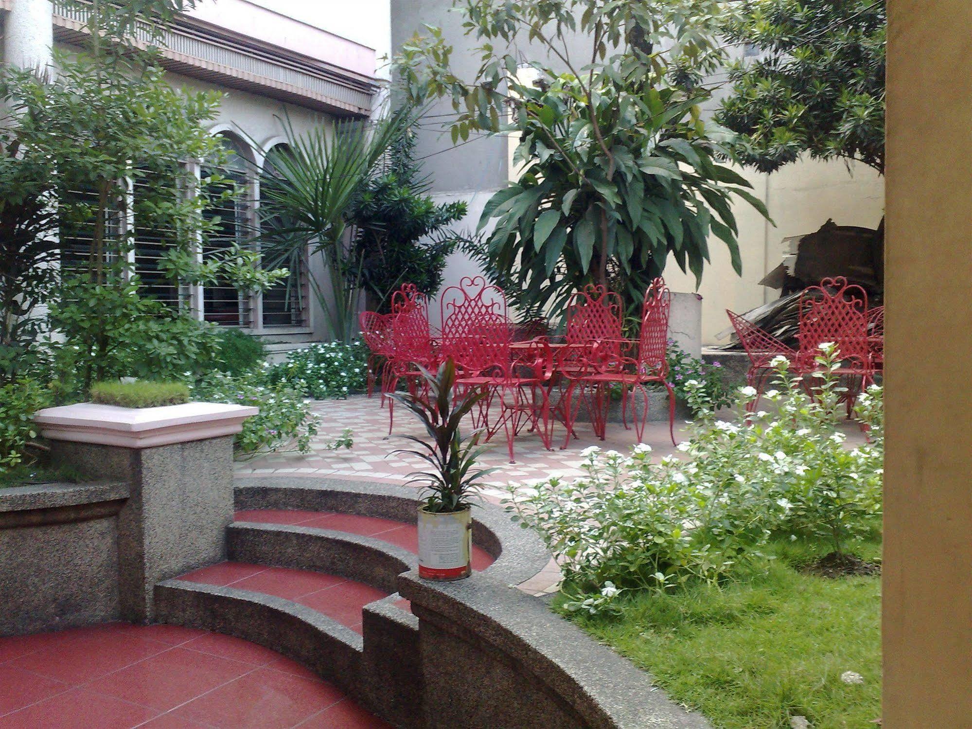 La Residencia Luzviminda Pensionne Cebu Esterno foto